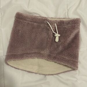 Uniqlo Cream Fleece Neck Warmer